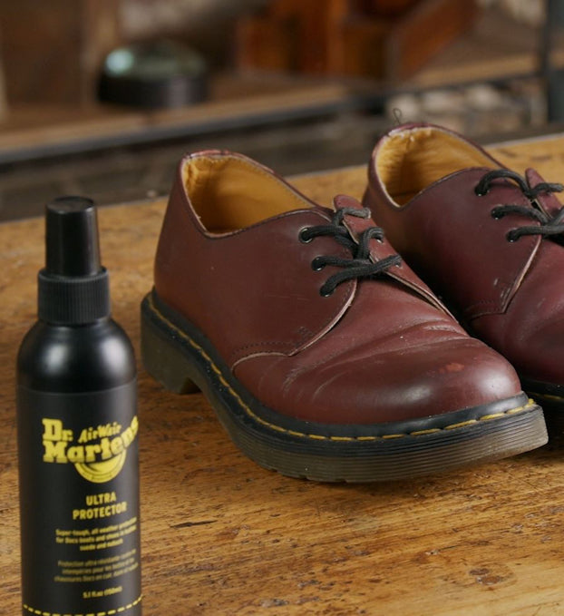 CÓMO PROTEGER TUS BOTAS Y ZAPATOS DE CUERO O GAMUZA
