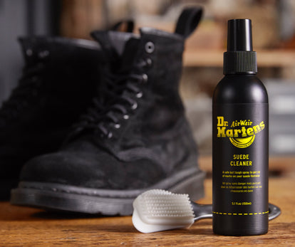 bota CÓMO LIMPIAR GAMUZA EN DR. MARTENS