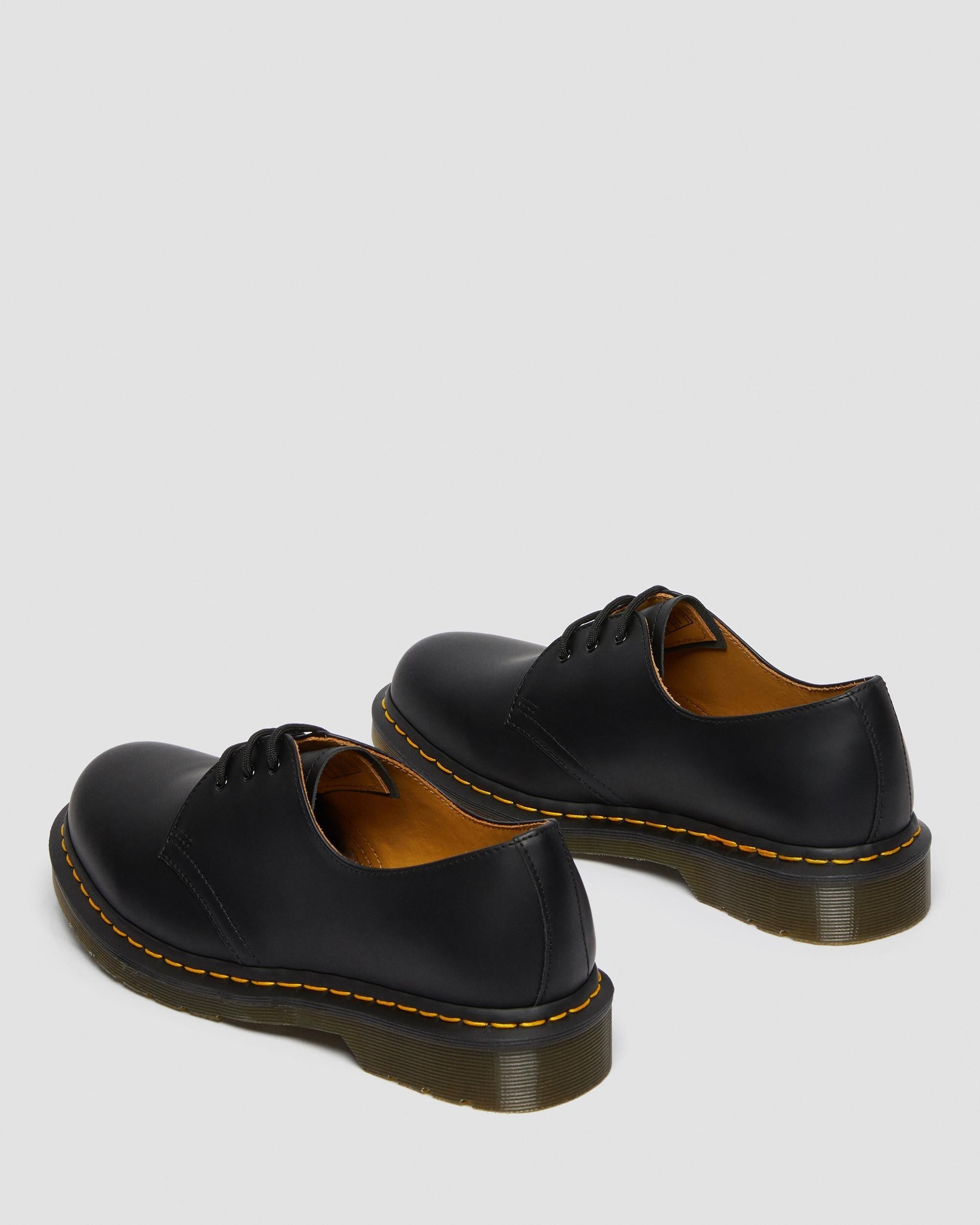 1461 Black Smooth