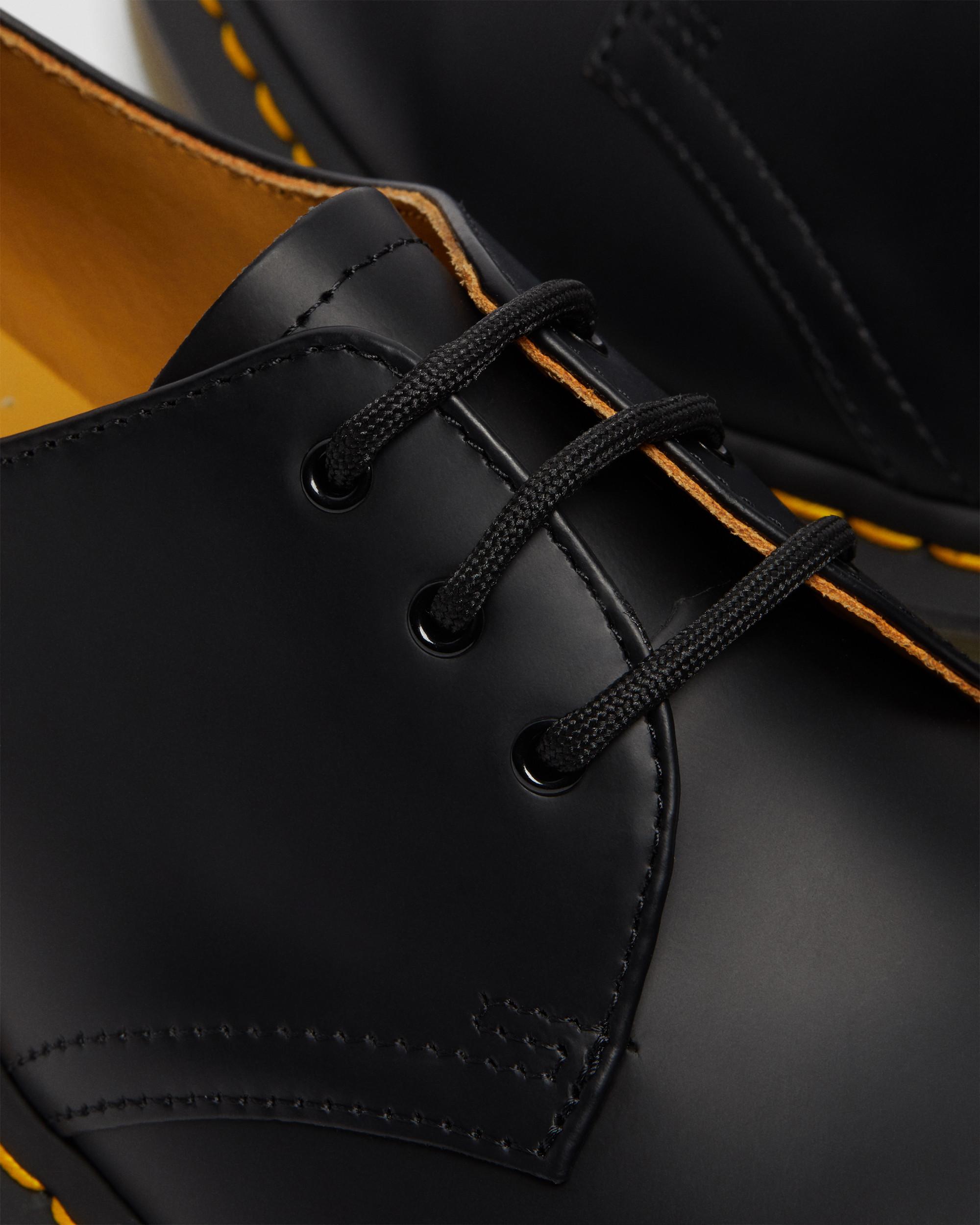 1461 Black Smooth