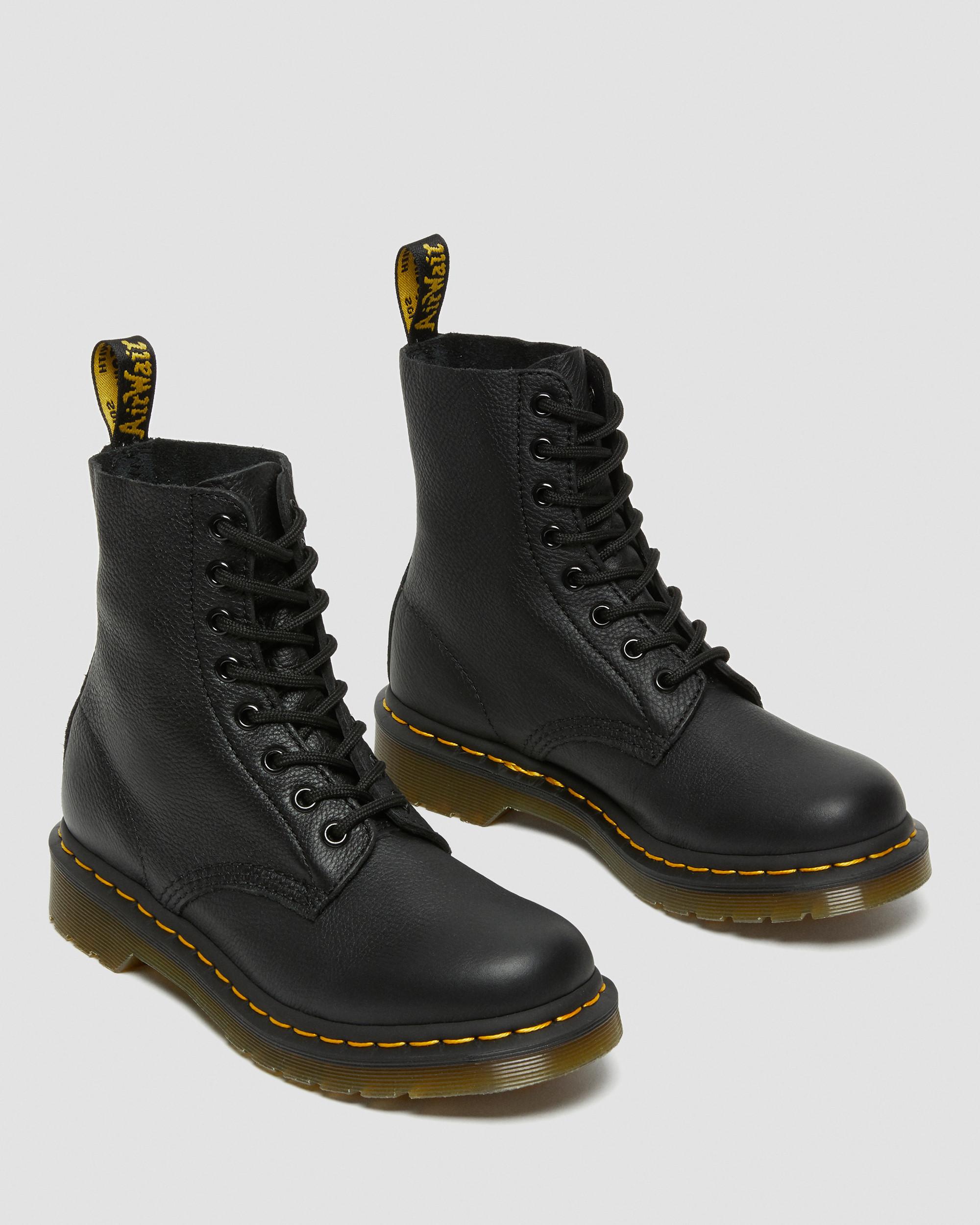 1460 PASCAL Black Virginia