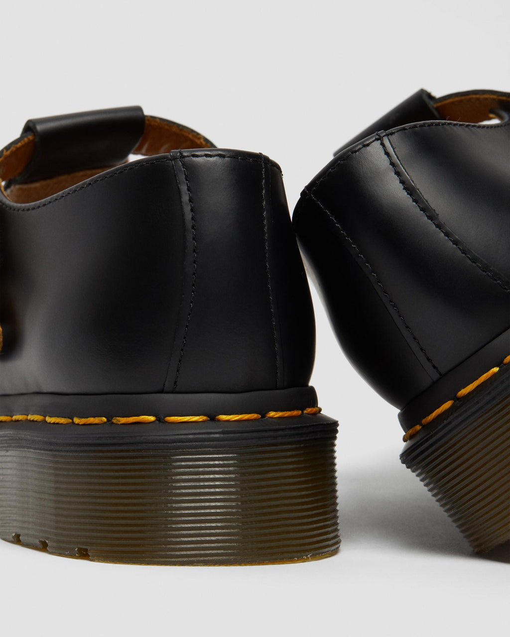 Polley Black Smooth