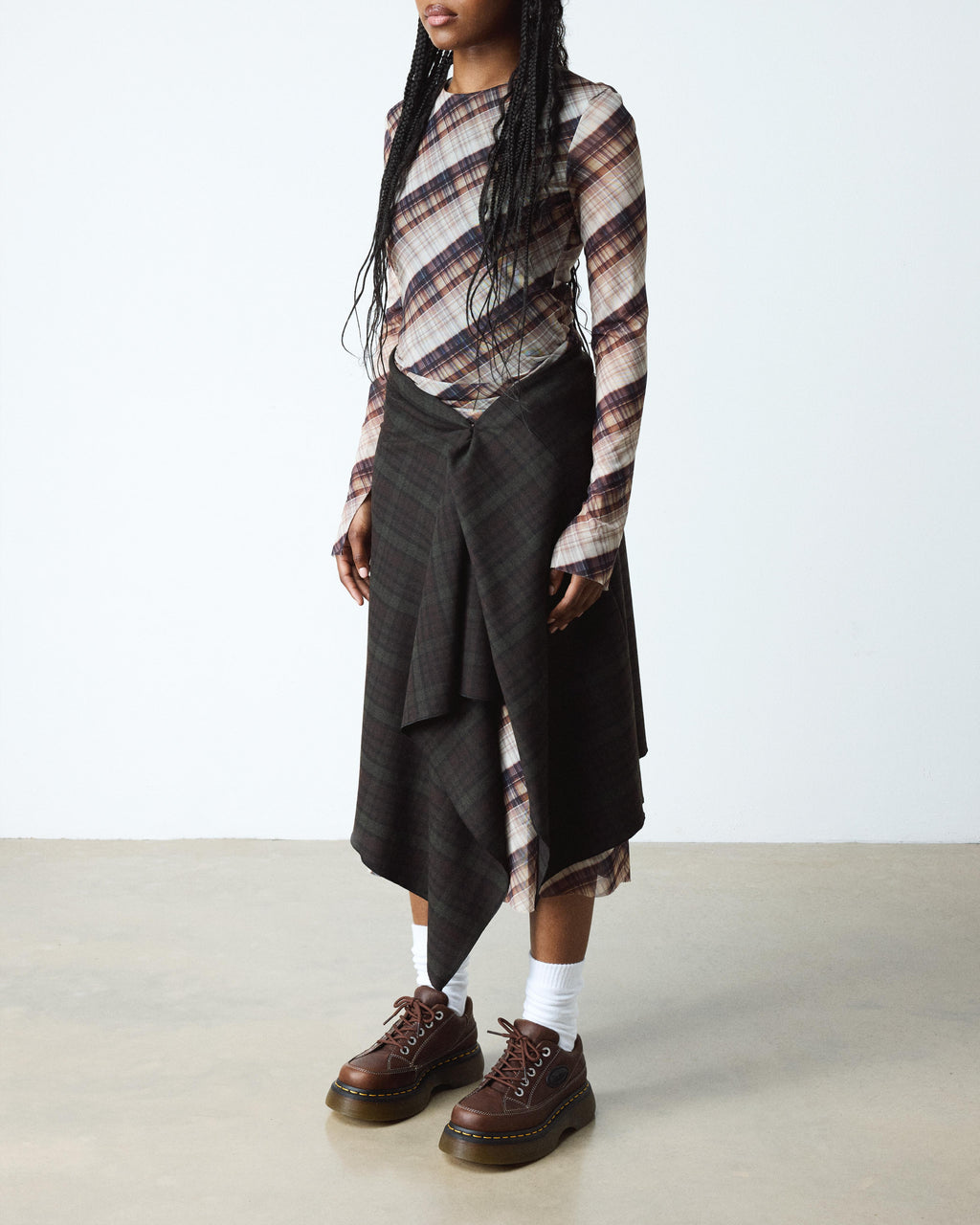 BUZZ 5I Dark Brown Grizzly