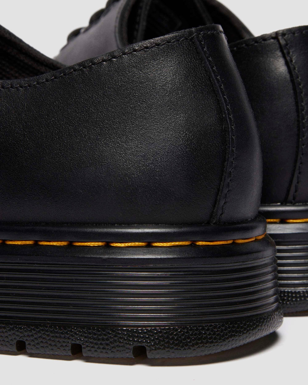 BROOKLINE LO Black Lusso
