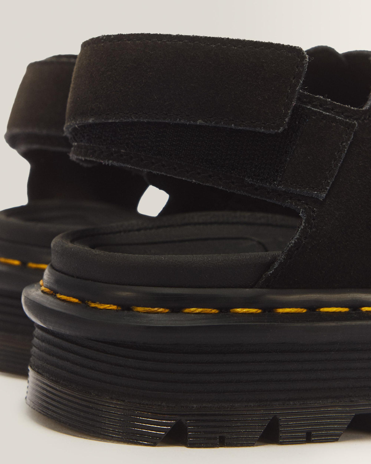 Sandalias Zebzag de ante en Black