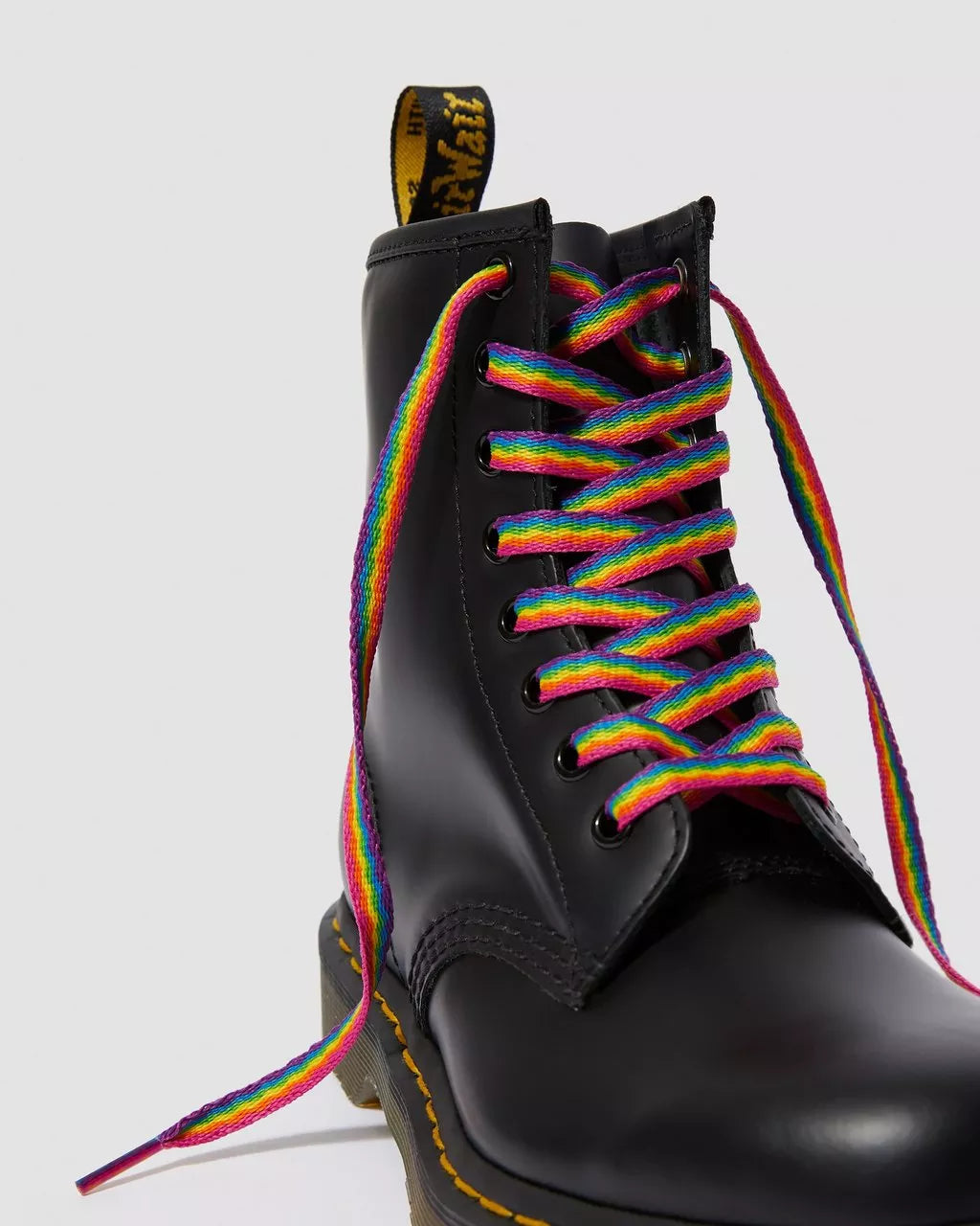 Cordones planos rainbow de 140 cm (8-10 ojales)