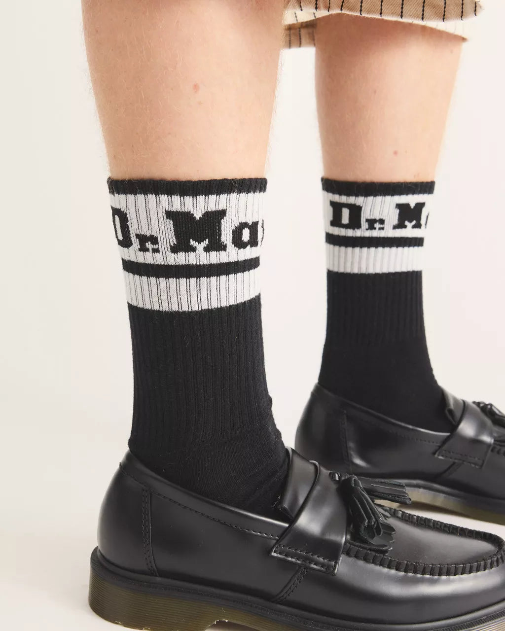 Medias Athletic negras con logo